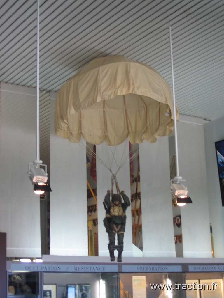 06_Arromanches les Bains (16).JPG - 2013, nos vacances en Normandie, Arromanches Les Bains, musée du débarquement